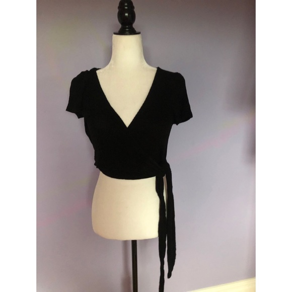 Urban Outfitters Tops - Urban Outfitters Project Social T black crop top